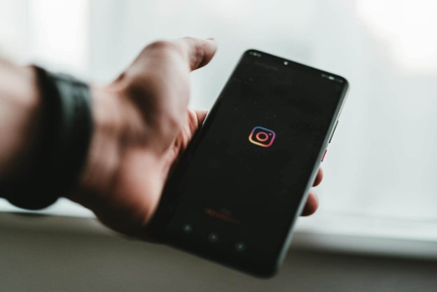 How to See Old Instagram Stories